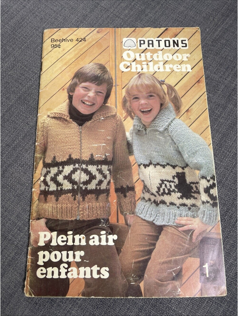 Vintage Patons Book 424 Beehive OUTDOOR CHILDREN (1978) Knit Sweater Patterns